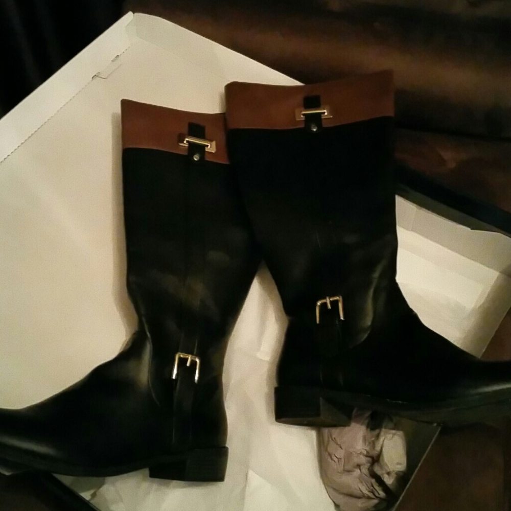 Ladies boot - Picture 2 of 3